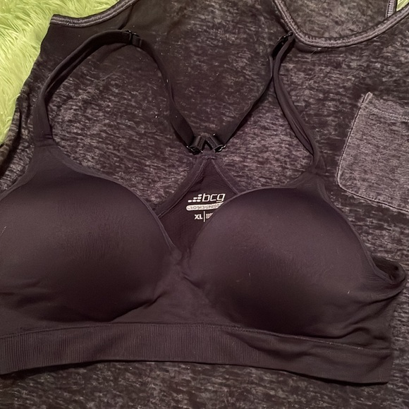 Sports bra and Tank Bundle - Picture 2 of 4